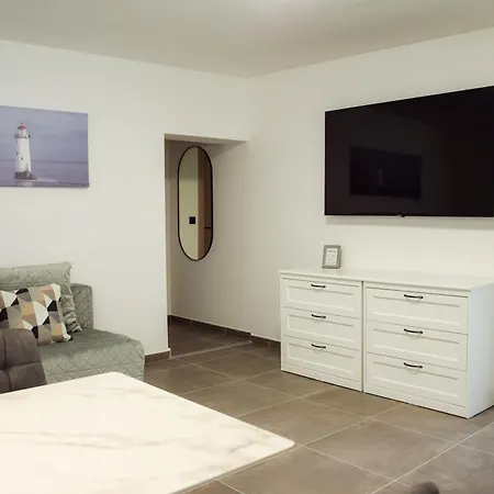 Petra Apartment