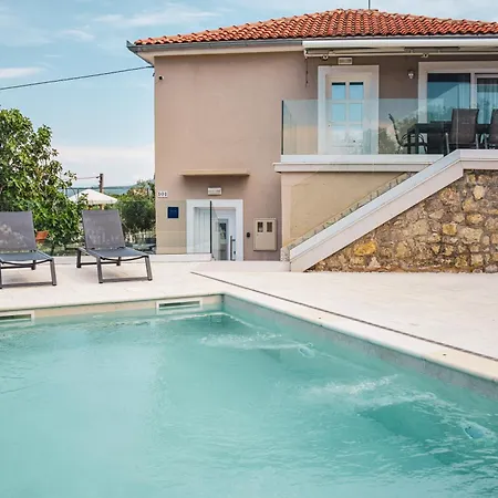 Apartament Petra Risika